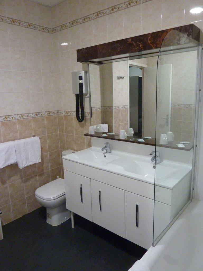 בוסוליי Hotel Villa Boeri מראה חיצוני תמונה