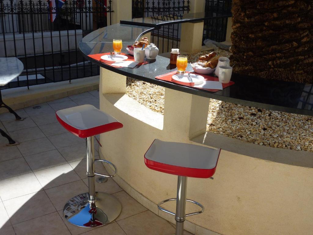 בוסוליי Hotel Villa Boeri מראה חיצוני תמונה